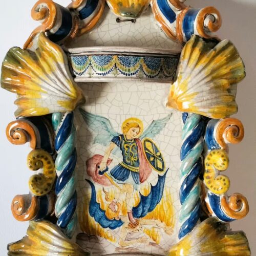 cf acquasantiera 04 - ceramica artigianale di Grottaglie